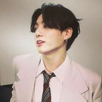 🦇 MOVED NO FIX (@gukmitos) 's Twitter Profile