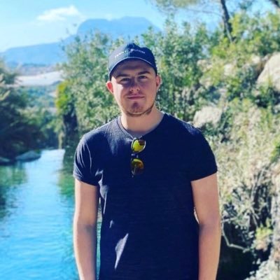 21Dan200's profile picture. 