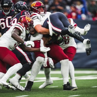 BHS RAIDER 2017 🏈🤼‍♂️ IL state Alumni🕊 #RollBirds University Arkansas 🐗 #wps NFL DT Washington commanders