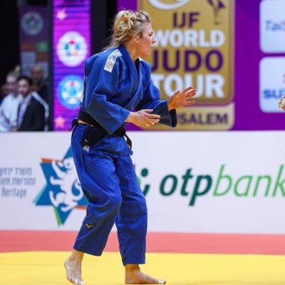 Aurora’s mom 👶🏼💖 |  🇳🇱 judoka living in 🇮🇹 | Quadruple European Champion | Quadruple World Masters Champion 🥇 | Bachelor of Education 👩‍🏫