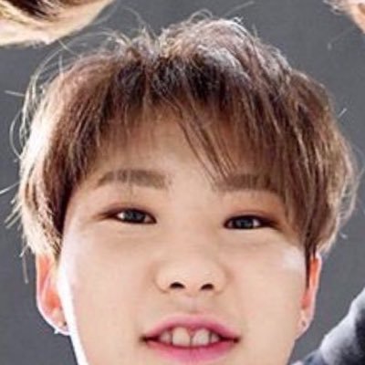 sh00621057's profile picture. セブチが好き。ホシが好き。成人してます。取引50↑