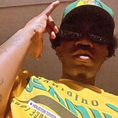 Wealthyrob1's profile picture. 