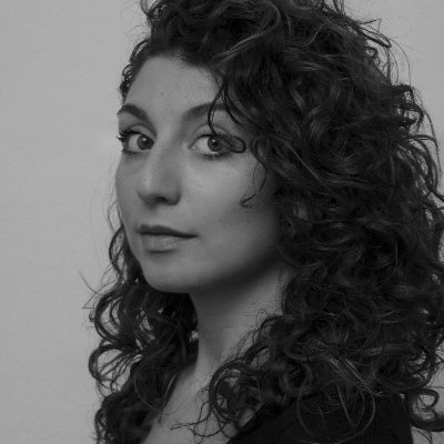 Alessandra Gatto è un’ artista che vive e lavora a Milano.
Co-founder di Zima Studio.
Fotografa di opere d'arte e beni culturali.