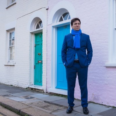 AlanRhode's profile picture. Anglo-Italian. Entrepreneur. Novelist