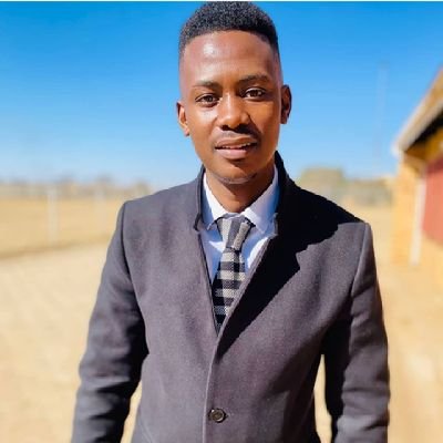 ⚫UJ Alumni
⚫Founder of EXCELLENT ACADEMIC WRITING
⚫Black ✊🏿
🖤💚💛