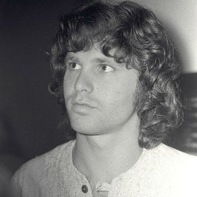 Por la libertad, asi como por la honra, se puede y se debe aventurar la vida.