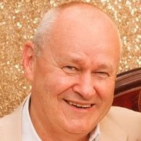 Global Mobile Relocation + Real Estate