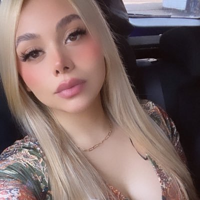 meliina_zuliim's profile picture. Atractiva como todo lo malo
