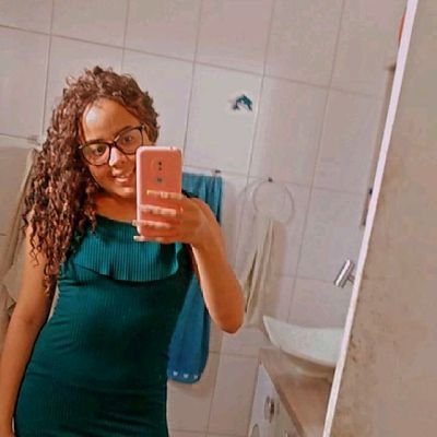 casada❤️❤️
sou madrasta🥰❣️
sou tia de menino😍🥺