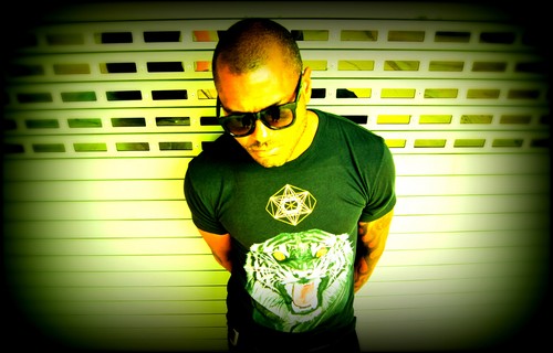 charlesfeelgood's profile picture. Hey please stay tuned to my page for upcoming shows, Mixes and Guest list spots..