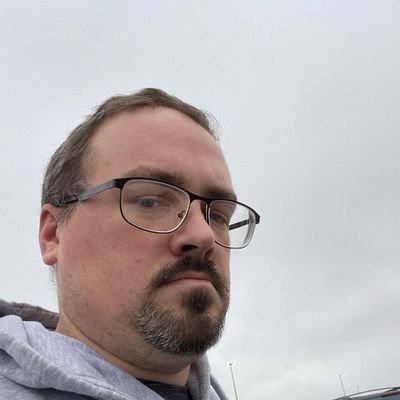 William37024714's profile picture.