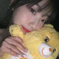 qyu • paubos sale (@qyubns) 's Twitter Profile