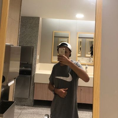 ks_fxprt's profile picture. 