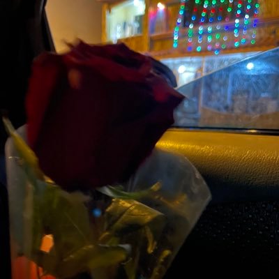 Mivarnev's profile picture. 