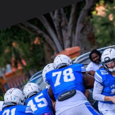 DaronHolmes78's profile picture. 6’4 340 OL @andrewcollege…