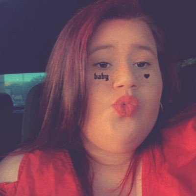 haleymarie2020's profile picture. Twenty-One🎂🥂