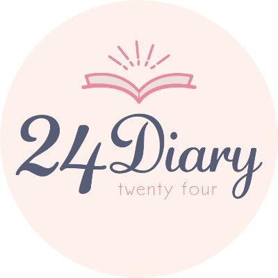 24時間自分らしくいられる手帳【24Diary】｜手帳総選挙 3年連続 堂々の第一位｜人気の秘密は1クール3ヶ月でドラマティックに変わる独自フォーマット｜手帳の裏も表も出しちゃいます｜最新の企画や生の情報はツイートをご覧ください✨