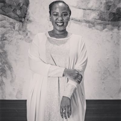 HannaMoonBeam's profile picture. Set apart one