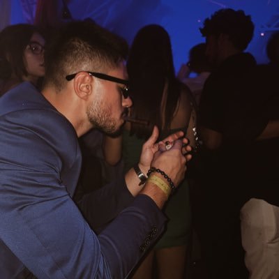 jovanik_'s profile picture. 