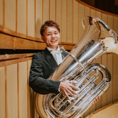 SIN2ba's profile picture. シンガポール交響楽団でチューバ吹いてます。関西学院大学経済学部→某地方銀行→チューリッヒ芸術大学→🇸🇬  気軽にフォローしてネ