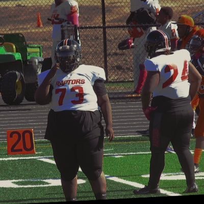 5’8 Defensive/O tackle and track and field 3.0 gpa richtownship highschool class of 24🎓 contact information (708)295-0256 Kendalllamone@icloud.com