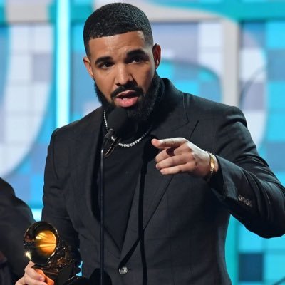 ItsLuis26's profile picture. 