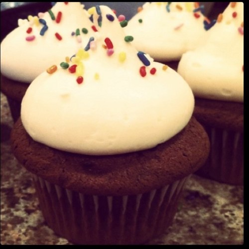 CarriesBakeShop's profile picture. 