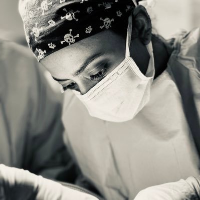 Orthopedic Surgeon. MSK Oncology. Deformity Fellow. Advocate for #womeninorthopaedics. volunteer to tutor young ortho in their career. MBBS & health service.