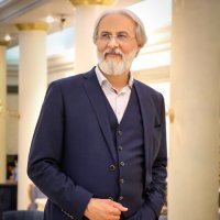 Ali (@alinadi46) 's Twitter Profile