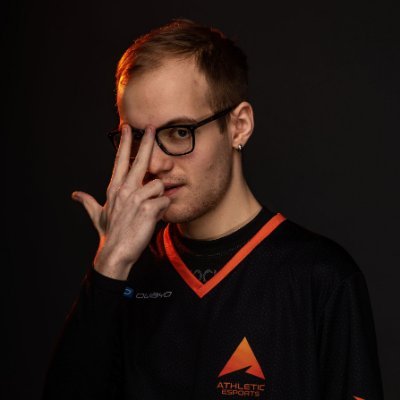 _DualGamer's profile picture. ADC for
_dualgamer on Discord