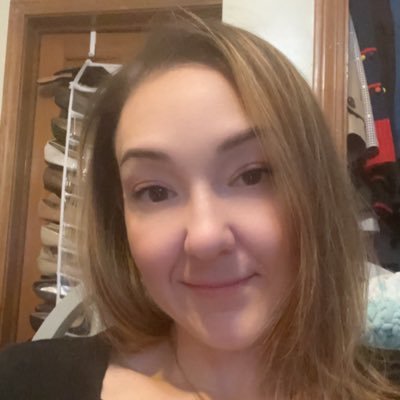karebear9194's profile picture. 