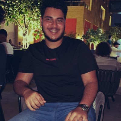 ثُم تُنادي يا جبّار اجبرني ، فيجبر كُل الصدوع التي في قلبكِ، وينبُت مكانها ورداً🌧