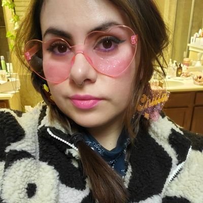 MissCocoCat's profile picture. Hi