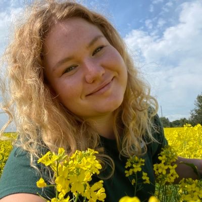AgBiz Grad. Sales Agronomist 🌾🌱 Can usually find me in the garden 🌽🍅 -tweets are my own-