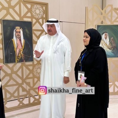 رسامة بحرينيةinstagram @shaikha_fine_art عضوة في الجمعية السعودية للفنون التشكيلية (جسفت) مدرب معتمد مركز ابراز و معهد Manchester academy