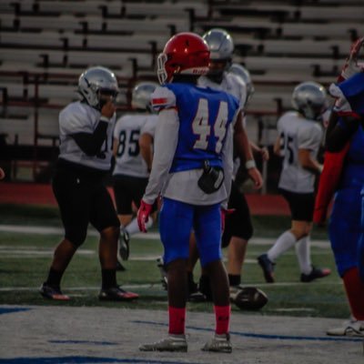 Simon kiyaka | class of 2025| 3.5 GPA /Defensive back /@SHTexanFootball /simoncurry53@gmail.com |+1 (682) 802-4782