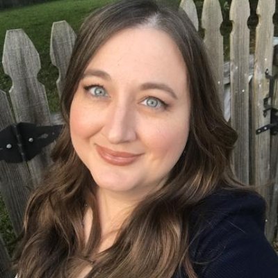 WriterHollyRose Profile Picture