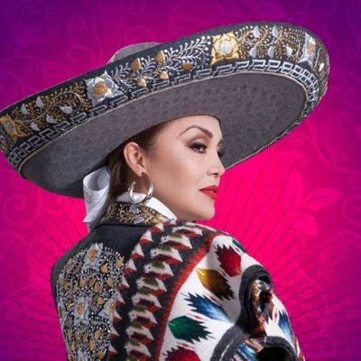 Orgullosamente cantando a México por 48 años 🎶 👑 La Máxima Exponente de la Música Ranchera