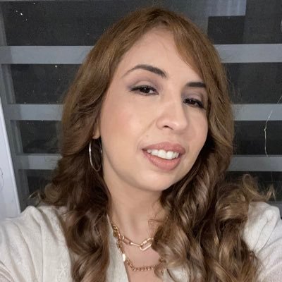 iminis's profile picture. titular de Las minis de Mine y estrenos de cine conductora Filmofilia y En Escena