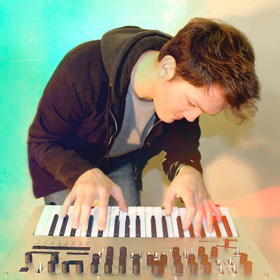 Donkey Kong Country enthusiast | musician | freelance motiongrapher | chilean 🇨🇱 Listen to my music, watch my Youtube videos & more👉 https://t.co/as2RvgLtCf