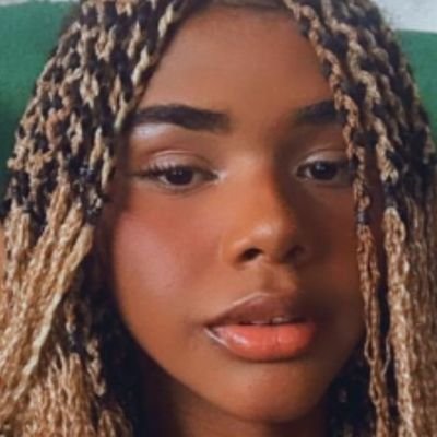 agathamelll's profile picture. 🏳️‍⚧️
Vendo conteúdos 🔞