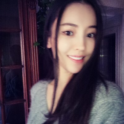 echachynkkdiia's profile picture. I am someone who likes making new friends. And I'm a person who always likes to learn new things. In order to have a better development than ever.