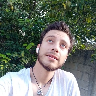 francis15943968's profile picture. skereeee