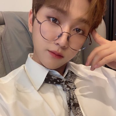 on_cloud_9th's profile picture. with 미남군단아홉째 #주찬 🦊 | 🤳📷=♥️