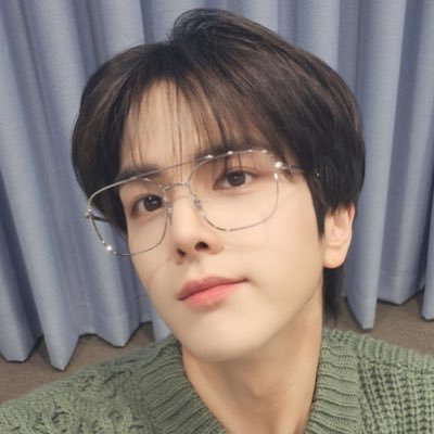 fan account 🍞 ヨンフン🫶 💕 THE BOYZ /箱推し/ドビさんと仲良くなりたいです☺️たまアリから参戦📢気軽に絡んでください♡韓ドラも/EPEXも♡ベクスン♡クムド♡🌈ドエル🌈でもあります♡