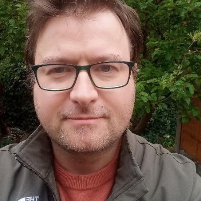 Historian at the University of Manchester; new project explores the history of guide dog partnerships in American and British culture
