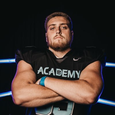 @nflacademy || 6’6.5 280lbs || OLine || C/O: 2023/24 early || NCAA ID# 2301765950 || https://t.co/qePEIbswSR ||