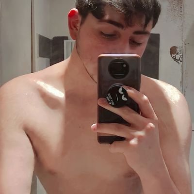 FciscoSep18's profile picture. bi😌🏳️‍🌈
20 años/Chile🇨🇱
Cont.🔞