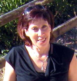 Carmitw's profile picture. 