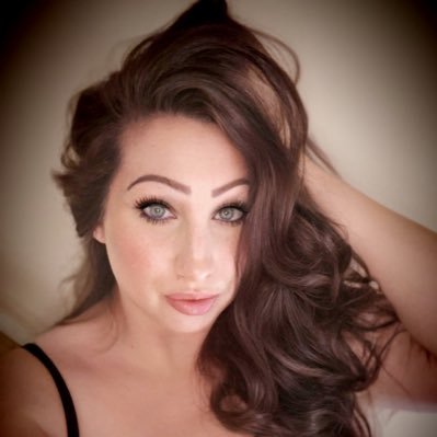 Sirenfae82's profile picture. Hiya i am in my late 30's and going to try this out again, love Skrillex, Zac Efron and Adam Lambert